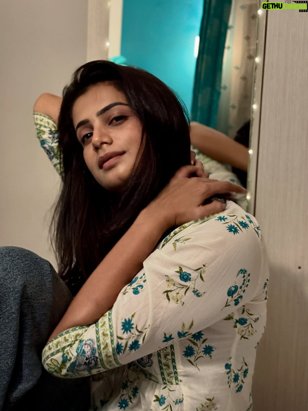 Parvathy Venkitaramanan - 41.4K Likes - More than just a pretty face 🪽