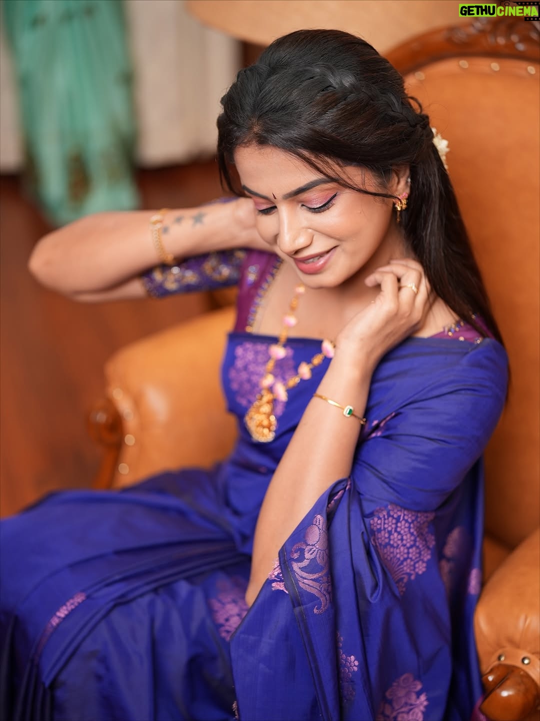 Parvathy Venkitaramanan - 16.5K Likes - Let’s celebrate the festival of lights by spreading love and kindness. Happy Diwali!

MUAH @saranyanagarajan_ 🤍