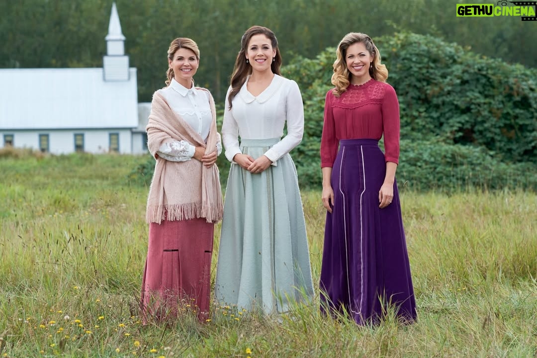 Pascale Hutton - 16.4K Likes - BREAKING NEWS, #Hearties! 

People reveals exclusively that Lori Loughlin will return and that When Calls the Heart is renewed for season FOURTEEN! Get more details by the following the link in today’s Instagram Story or the link in our bio. 🎉