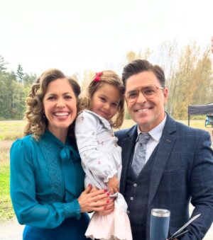 Pascale Hutton Instagram - That’s a wrap on the Coulters season 13!