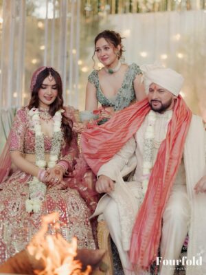 Pashmina Roshan Instagram - The most serene day!
Still tearing up as I post these 🤍✨
Pheras look
Outfit : @dollyjstudio
Jewlery -
necklace and earrings : @mayasanghavijewels
Bracelet and rings : @anmoljewellers
Styling : @pranita.abhi
Styling team : @krishadedhia13
hmu: @esther_hmu
Photos: @fourfoldpictures
Decor by: @your_wedding_crafters