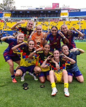Patri Guijarro Instagram - ¡Ya tenía ganas de volver! 💙❤️
Se termina la gira y la primera semana con el equipo 💪🏼
Gracias gente de México 🇲🇽 🙌🏼