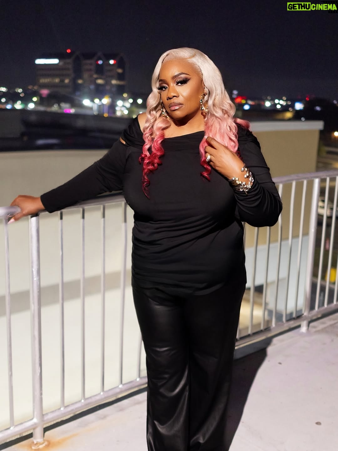 Patricia Williams - 16.5K Likes - They talk, I glow. 🌸✨@_nycjayy is always with whatever. 💇🏽‍♀️😂🔥 

🎟️: mspatcomedy.com

SEE ME LIVE! 

San Antonio, TX - 12/12, 12/13
Newark, NJ - 12/19 (SOLD OUT 🚨🚨🚨) 
Hoover, AL - 12/31 (LOW TICKET ALERT!) 
Oklahoma City, OK - 1/2, 1/3
Brea, CA - 1/8
San Jose, CA - 1/9, 1/10
Madison, WI - 1/16, 1/17
San Diego, CA - 1/23, 1/24
Durham, NC - 1/30
Charleston, SC - 1/31
Appleton, WI - 2/6, 2/7
Baltimore, MD - 2/13, 2/14
Spokane, WA - 2/27, 2/28
Louisville, KY - 3/20, 3/21
Tulsa, OK - 3/27, 3/28
Portland, OR - 4/17, 4/18
Tampa, FL - 4/24, 4/25
Buffalo, NY - 5/8, 5/9
Huntsville, AL - 5/15, 5/16
Liberty Township (Cincinnati), OH - 6/12, 6/13 (NOW ON SALE 🚨)
Albany, NY - 6/19, 6/20 (NOW ON SALE 🚨)
Nashville, TN - 6/26, 6/27
Schaumburg, IL - 7/10, 7/11
Richmond, VA - 7/17, 7/18 (NOW ON SALE 🚨) 
Syracuse, NY - 7/24, 7/25
Omaha, NE - 7/31, 8/1 (NOW ON SALE 🚨) 

💇🏽‍♀️: @_nycjayy 
💄: @makeupsurgeon 
📸: @fifwilson