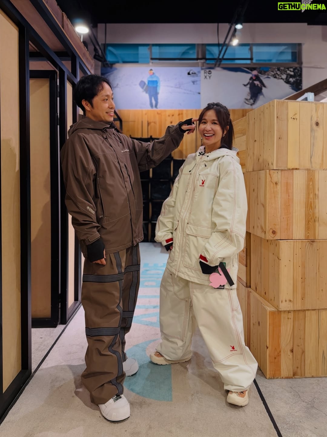 Patty Wu - 1.6K Likes - 🏂🏂 𝟮𝟱-𝟮𝟲 𝘀𝗲𝗮𝘀𝗼𝗻
𝗪𝗲 𝗮𝗿𝗲 𝗿𝗲𝗮𝗱𝘆 ♡ —————————————————— ♥

今年的雪衣已經準備完成꒰ᐡ｡. .̫ .｡ᐡ꒱
好想趕快出發

@akira_kuwa 桑原先生

雪衣在哪買 ➜ @allride.tw

#吳怡霈 #wuipei29 #パティ
#滑雪 #滑雪人生 #滑雪穿搭
#snowboarding #snowboardlife