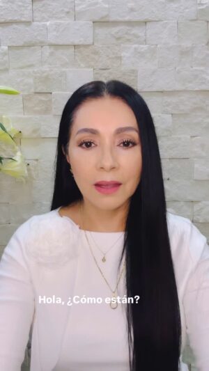 Paty Díaz Instagram - “UNA COSA ES HACERSE LA VICTIMA, Y OTRA COSA ES SER VICTIMA, Y YO FUI VICTIMA DE VIOLENCIA INTRAFAMILIAR”
GRACIAS PODER SUPERIOR, MI DIOS, por ser tan amoroso conmigo! 🙏🏼✨♥️
_____________________________
Si conocen a alguna persona, o alguien se siente identificad@, compartan.
#historiareal #loquevivi #violenciaintrafamiliar
#hace20años #nuncaestarde