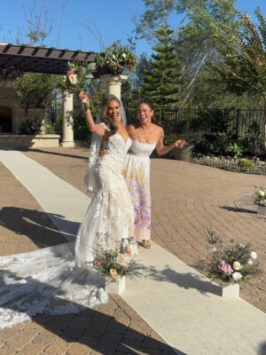 Paula Patton Instagram - Guess what I have…a new Sister!!!💞