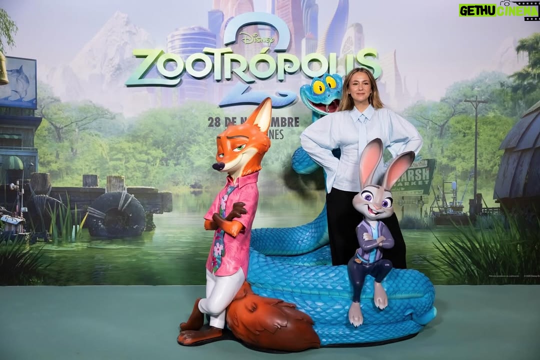 Paula Ribó - 5.7K Likes - Zootrópolis 2 se estrena el 28 de Noviembre en cineeeees!!! Tengo el honor de volver a ser la agente Hops, la mejor policía, la más entregada, carismática, graciosa y generosa de la conejitas🐰🐰🐰🐰🐰No os la perdáis