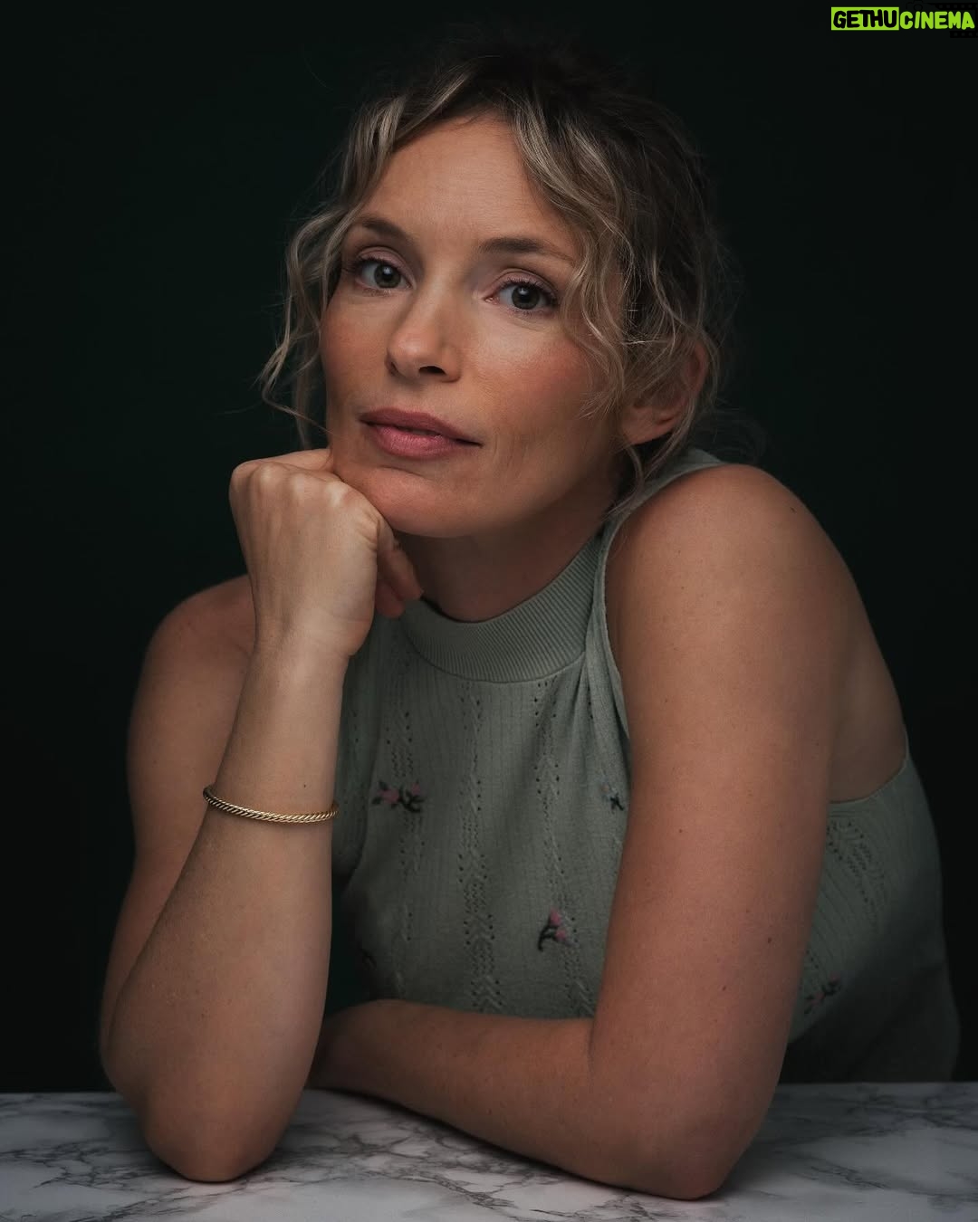 Perdita Weeks - 7.8K Likes - I’ll be her when I grow up 📷 @rollowadeweeks