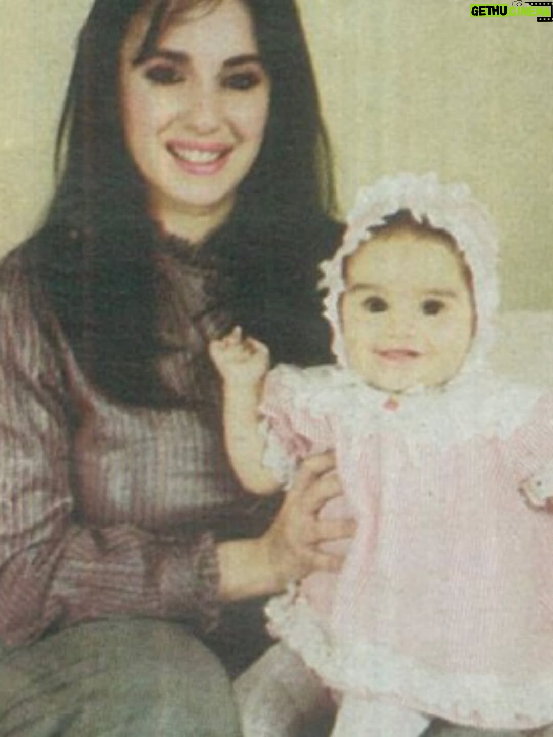 Perihan Savaş - 27.6K Likes - güzel merhametli ,düşünceli ,dürüst ve çok iyi bir anne oldun.Kızçem benim koruyucu meleğim hep şükrediyorum hep dualarımdasın yeni yaşında o güzel kalbinden ne geçiyorsa sana gelsin seni çooooook seviyorum Allah seni aileni korusun iyiki doğdun canımın içi🙏🙏🥹🤍🤍🤍🥰🎂