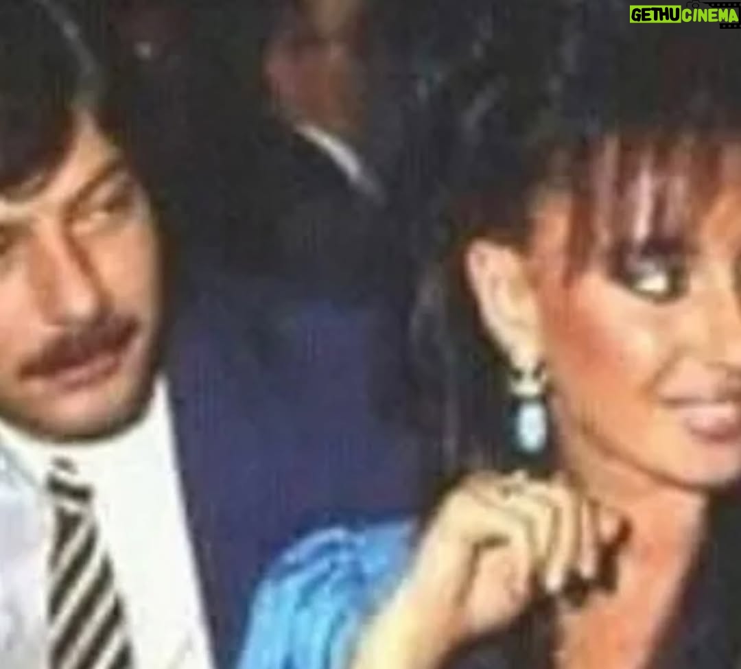 Perihan Savaş - 65.7K Likes - Seninle başlayan herşey kalbimin en güzel köşesine yazıldı.Benim hikayem sensin her gülüşümde her hüznümde sen varsın bitanem🙏😢