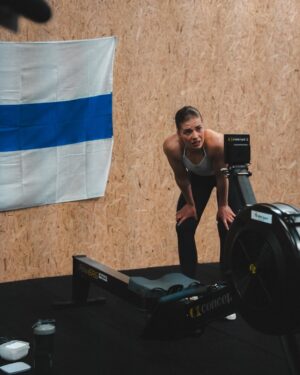 Pernilla Böckerman Instagram - MM-kisojen 4. sija 🇫🇮 Koko viikonloppu oli kovaa touhua. Viimeinen veto oli ehjä ja hyvä. Tyytyväinen, iloinen ja helpottunut 💙

Tästä on hyvä jatkaa!