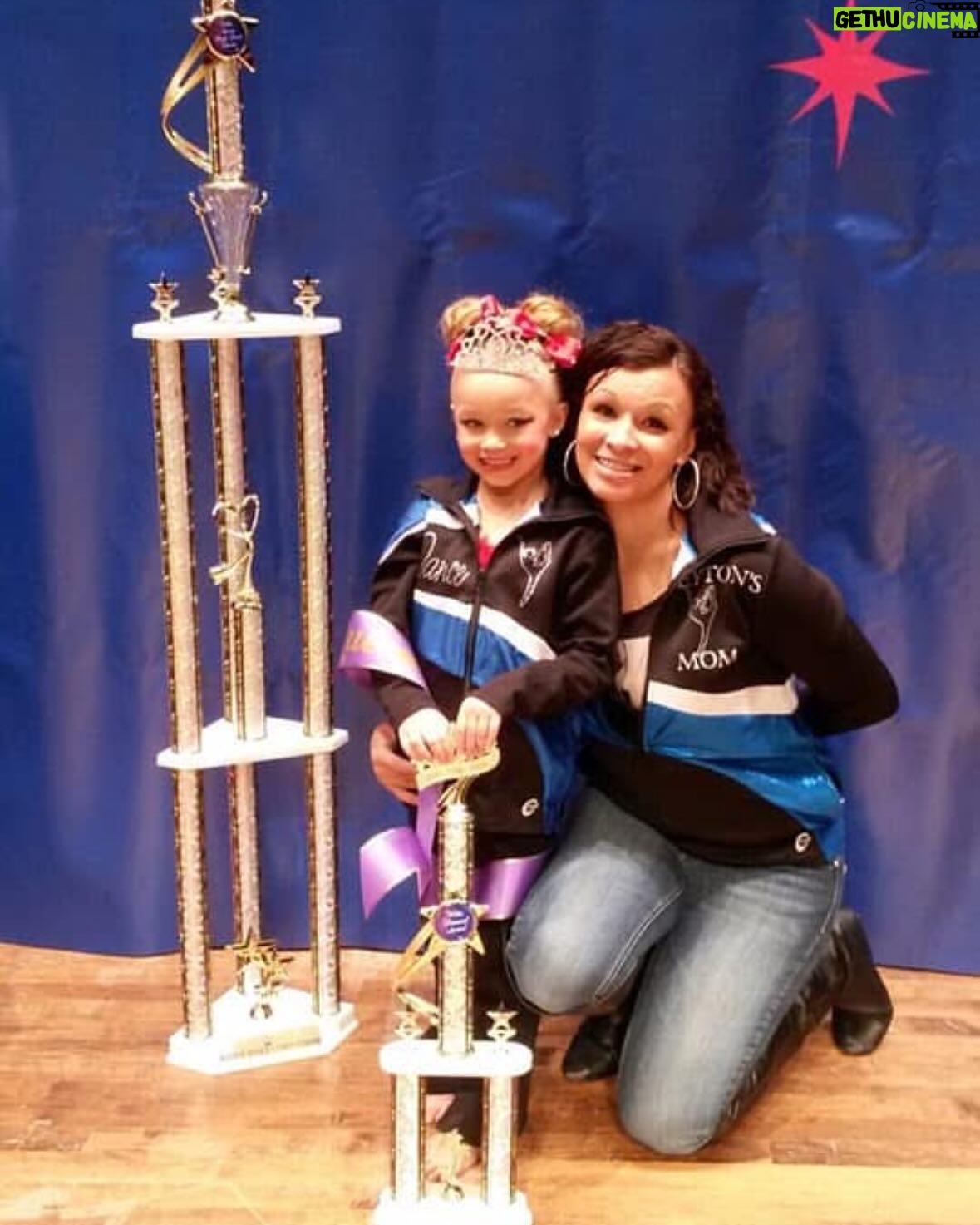 Peyton Evans - 4.1K Likes - happy birthday to my beautiful mom i love you mom so much you are my best friend. i love you so very much!!!