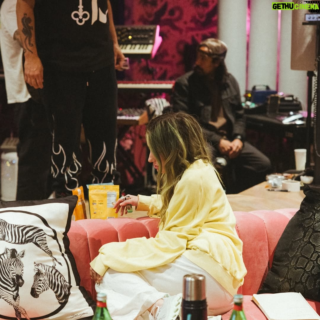 Phem - 5.4K Likes - “lost americana” is a true piece of art. long nights, tears, laughs, & everything in btwn. a moment in time that can nvr be recreated again, but the result is a body of work made by some of the most talented & genuine people i’ve ever known. thank you colson for true friendship & trusting me to be a part of this process. i’ll nvr forget it. i’ve teared up a lot this weekend. there is so much magic in a vision this pure. 

enjoy the music phemily
