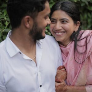 Pooja Kannan Instagram - Happy One, best friend ❤️ 
#anniversarylove ❤️