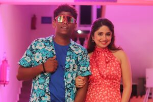 Pranali Ghogare Instagram - Hya show ne mala kay dila ? 
Ek bhau, pathi rakha, mala japnara hakacha manus. 
Jyala me ithun pudhe japnar aahe 🌼🌸🥹

@zeemarathiofficial तुमचे मना पासून आभार. 🙏🏻

महाराष्ट्र ने मला आणि दीपक ला एवढ प्रेम दिल. कोटी कोटी प्रणाम 🥹🙏🏻 

तुमच्या प्रेमासाठी, विश्वासासाठी आणि साथीसाठी मनःपूर्वक धन्यवाद! तुम्ही दाखवलेलं प्रेम केवळ शब्दांत मावणारं नाही. तुमच्या प्रेमळ प्रतिसादाने आणि आधाराने आम्हाला अधिक काम करण्याची प्रेरणा मिळते. महाराष्ट्राची जनता म्हणजे उबदारपणा, जिव्हाळा आणि आपलेपणाचं प्रतीक आहे. तुमचं हे प्रेम असंच मिळत राहो, हीच प्रार्थना! 

“मातृभूमी महाराष्ट्र – हीच आमची ओळख, हीच आमची शान. तुझं ऋण सदैव मनात. थॅंक यू महाराष्ट्र!” 🙏🏻🙏🏻🙏🏻