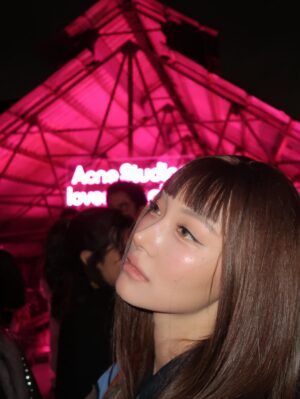 Prariyapit Yu Instagram - @acnestudios ˚ ༘♡ ⋆｡˚ ꕥ˚ ༘♡ ⋆｡˚

#AcneStudios #AcneStudiosLovesBangkok