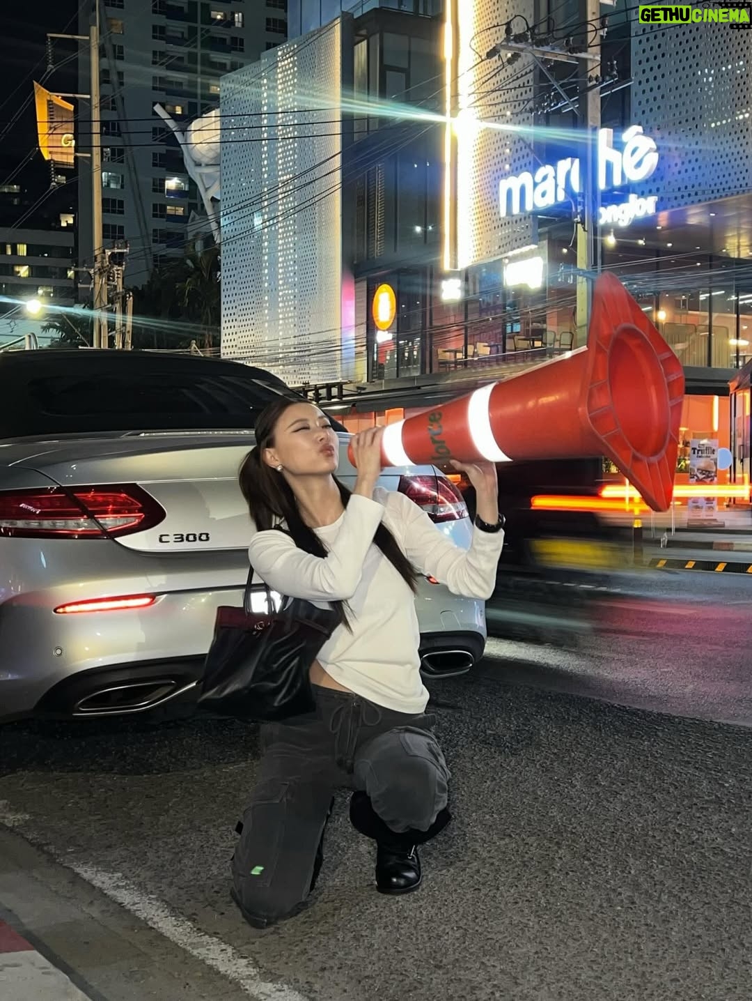 Prariyapit Yu - 26K Likes - 𝙃𝙖𝙥𝙥𝙮𝙈𝙤𝙢𝙚𝙣𝙩◡̈°