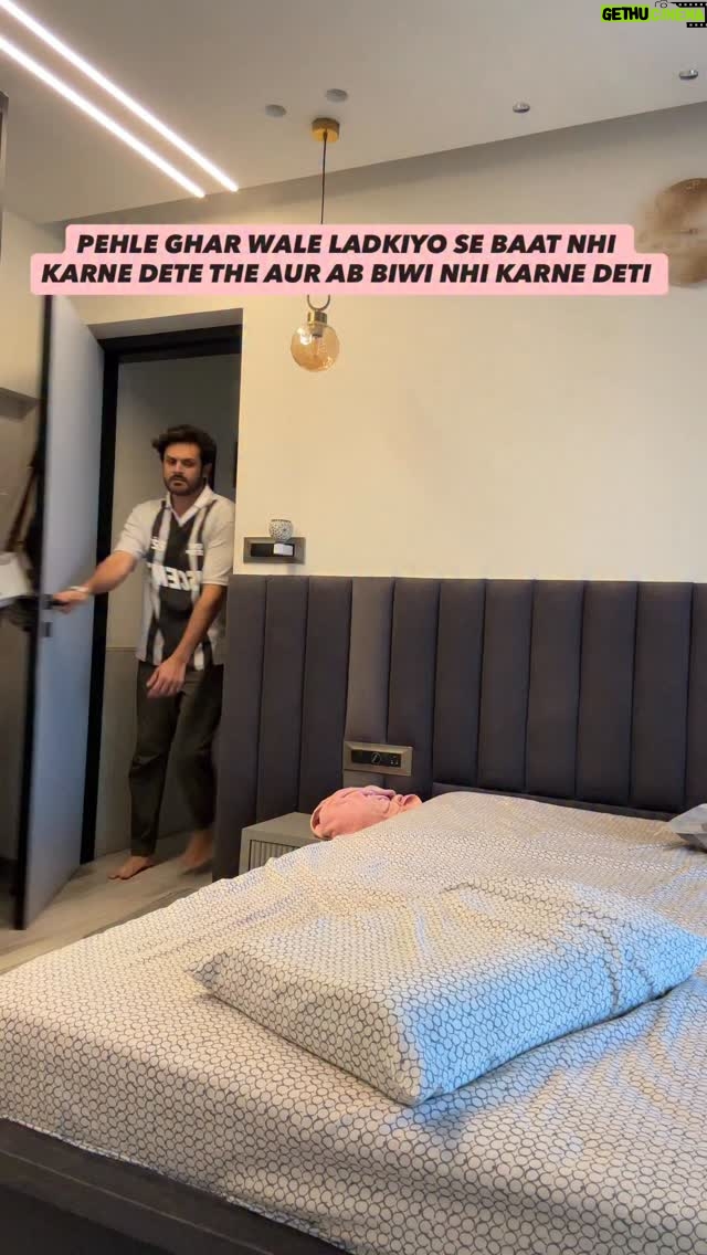 Preet Kaur Nayak - 2.9K Likes - Kis kis ki wife nahi karne deti comment kardo zara