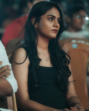 Preetha Instagram - This is exactly what living in answered prayers looks like🤍💫

@thebiziofficial  @gabirajkumar ✨

Beautifully captured by @signaturemomentscreatives