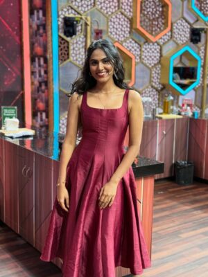 Preetha Instagram - Don’t miss today’s episode guysss!!♥️💫

Dhathiiiii @adhirchi_arun 🥹🫂

Muah @divya_maya 🫂✨