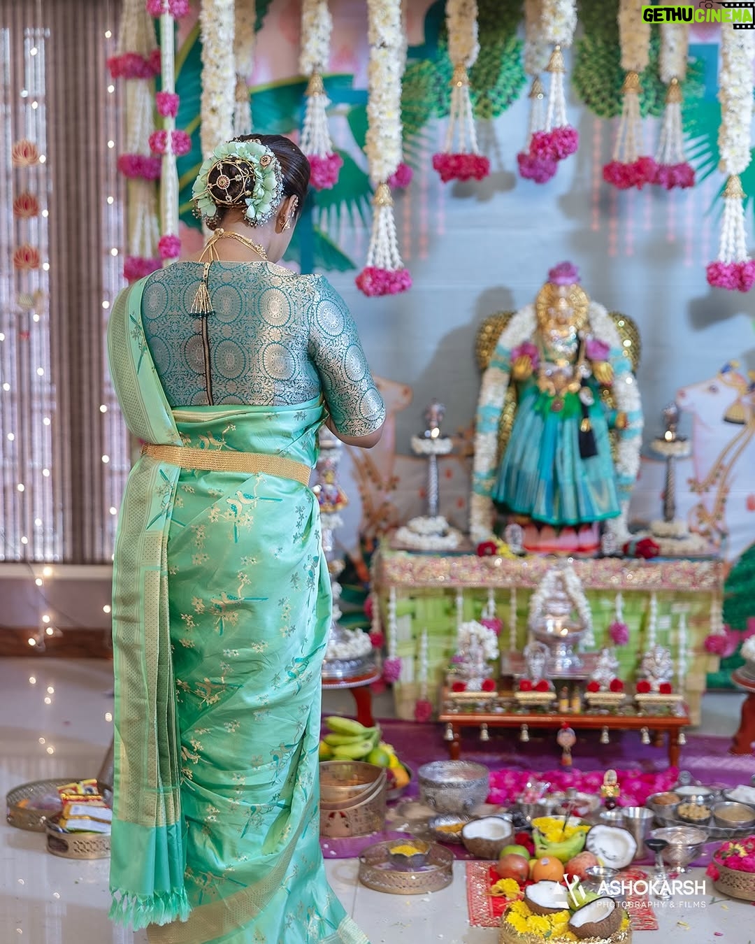 Preetha Vijayakumar - 224.8K Likes - My gorgeous Amman 🤩🙏🏻🙌

#varalakshmivratham🙏 #2025 #nombu #favdayoftheyear #myamman #momstradition #14thyear #godblessall #spreadpositivity #ammansblessings 

@ashokarsh @vyshalisundaram_makeupandhair @boopathy_decor @shashipinkie @efflorescence_bridal_flowers @the_bridal_store_chennai @geetuhautecouture