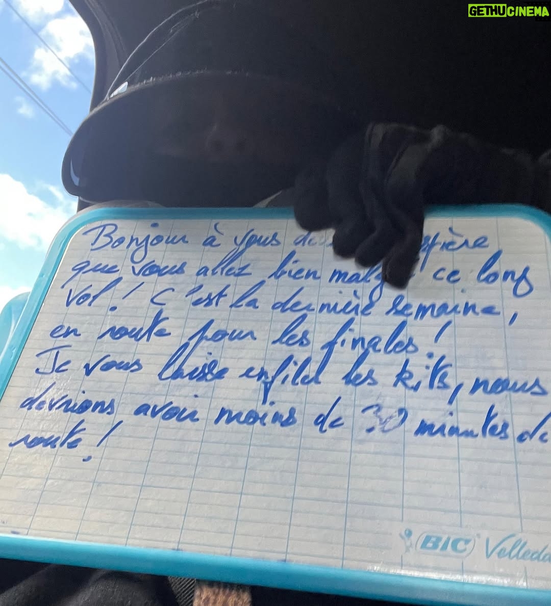 Priscilla Betti - 13.8K Likes - OUI, ce costume je l’adore ! 😁 Je l’ai choisi direct, un véritable coup de cœur !
Je me suis régalée, cette aventure a vraiment été extraordinaire, entourée de personnes formidables, et des camarades de scène que je garde comme un précieux souvenir.

J’espère que vous l’avez aimée autant que moi ! Et les indices, les avez-vous tous trouvés ? 🔍 👀

#masksinger #lataupe #priscilla #priscillabetti #tf1