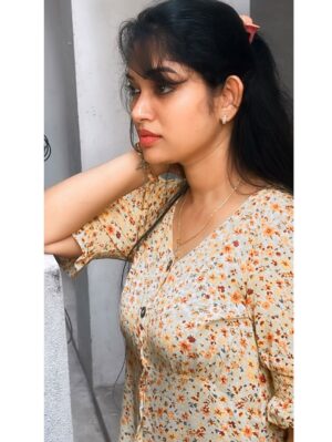 Priya Joe Instagram - Wherever you go, no matter what the weather🌨️💫always bring your own sunshine🌟🥰
.
Pc: @praveen_g14 🤴🏻😇
#sunday #vibes ♥️
.
#foryou #instadaily #trending #post #viralvideos #cute #baby #instalike #instaart #feelgood #positivevibes #instagrowth #explore #behappy #always #loveyourself #believe #universe 💫🍀