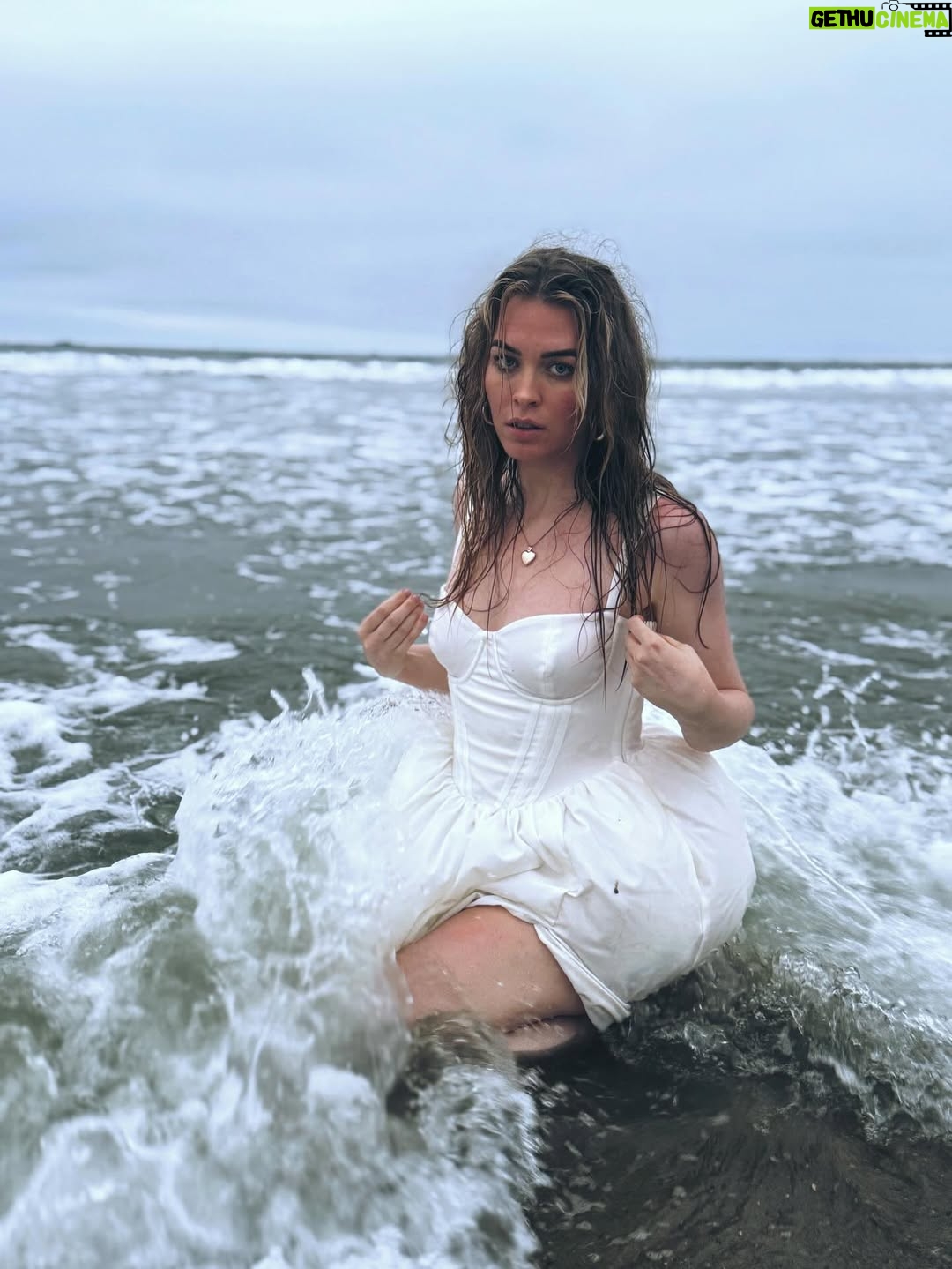 QTCinderella - 41.5K Likes - Not to be dramatic