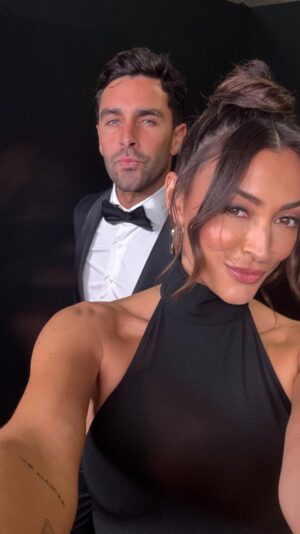 Rachel Legrain-Trapani Instagram - Voilà voilà 😅 mais le vintage c’est tendance baby 😅 @valentinleonard 
#missfrance #humour