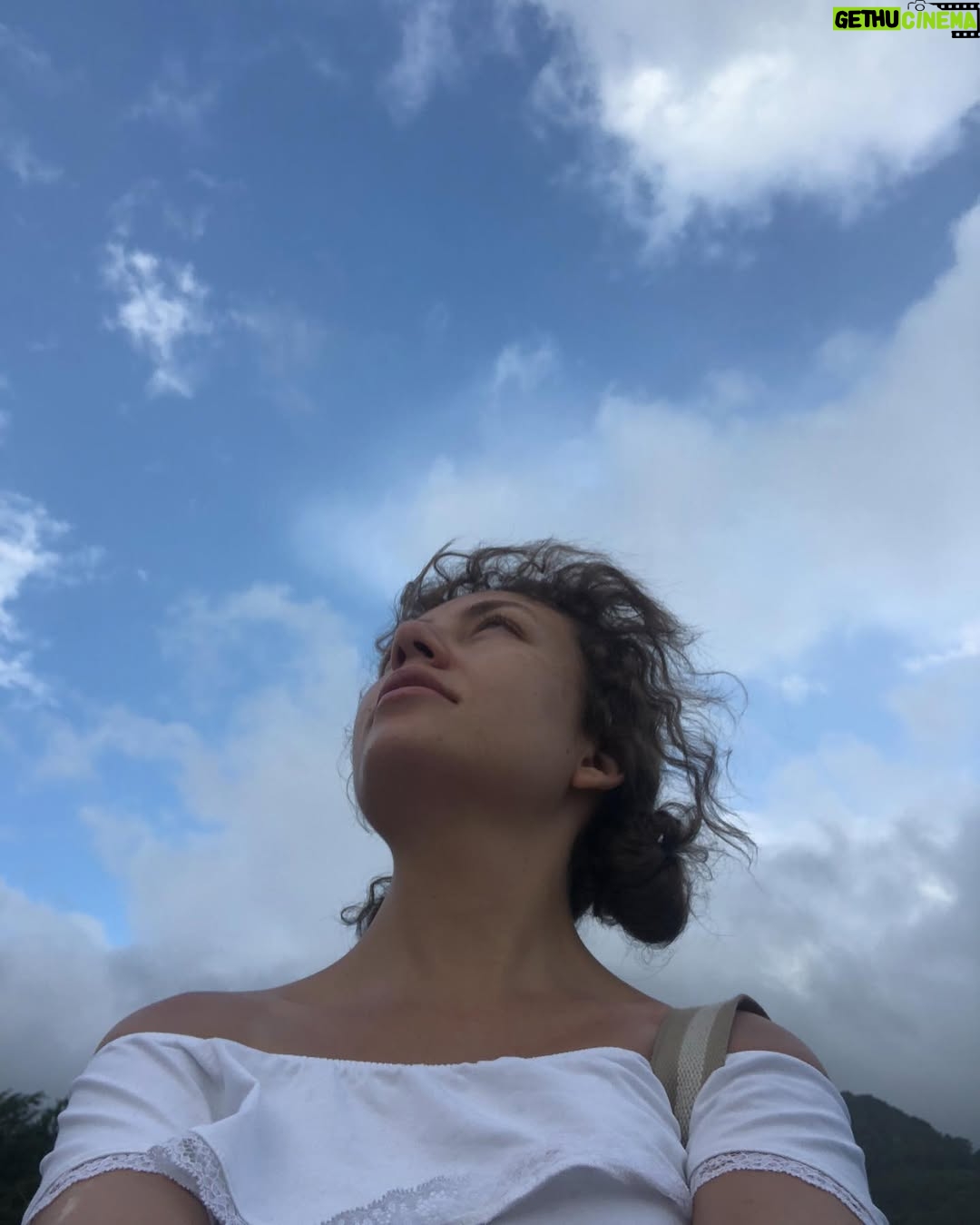 Rahma Hassan - 14.1K Likes - I miss traveling so much #world