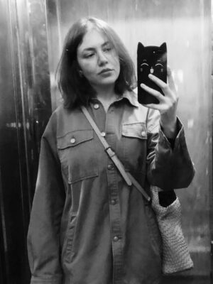 Rahma Hassan Instagram - 👩🦰 not a good quality,but you know:)