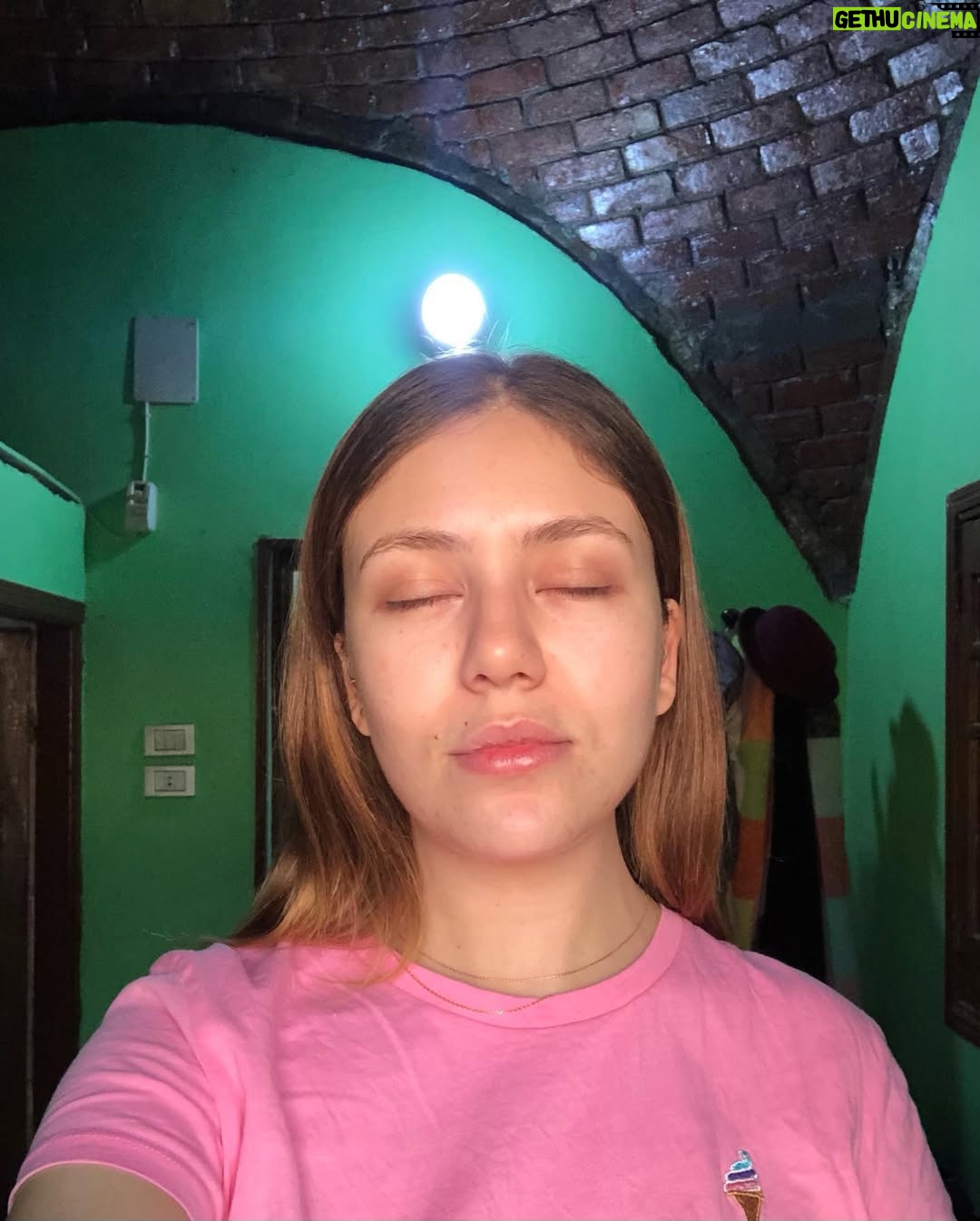 Rahma Hassan - 6.1K Likes - صورة لأسوان علشان جاية علي بالي … بتاريخها وبشمسها …. ☀️
Maybe delete it soon!