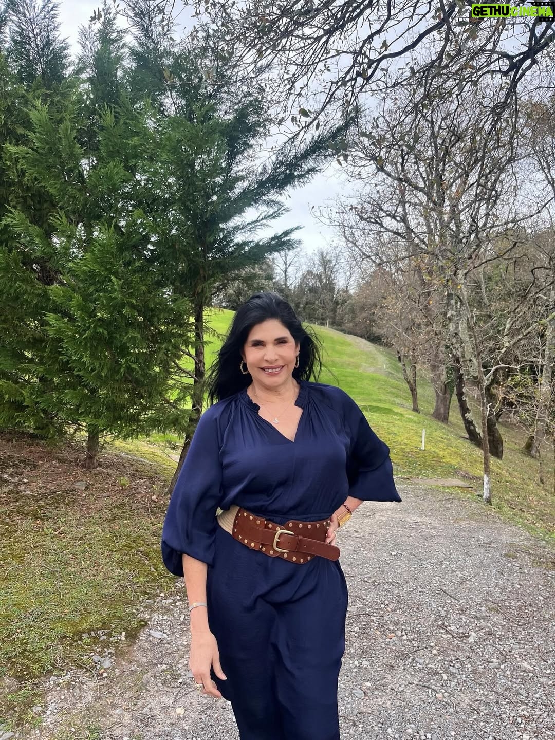 Raquel Garza - 373 Likes - #strong ….

#mujer #fuerza #sensible #viva #sueños #azul #viento #sanar #españa #gracias