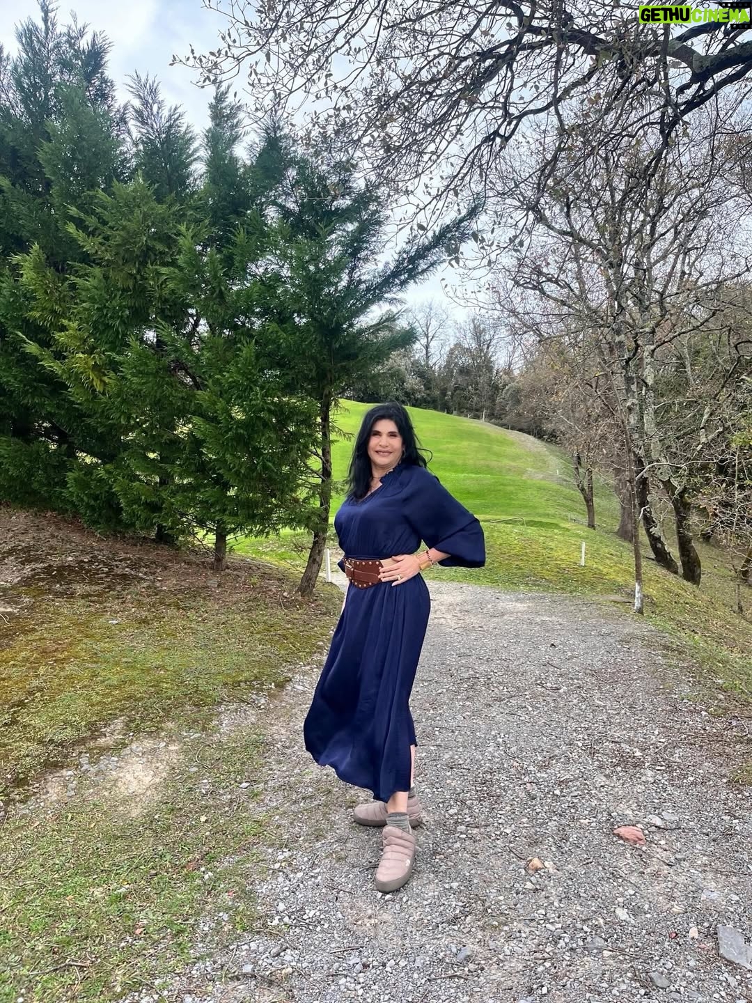 Raquel Garza - 373 Likes - #strong ….

#mujer #fuerza #sensible #viva #sueños #azul #viento #sanar #españa #gracias