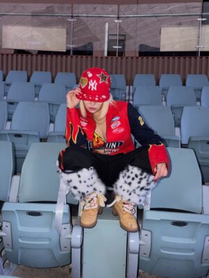 ReiNa Instagram - 【MMA2025】
@xxxibgdrgn ✖︎ @rhtokyo_official 😭🇰🇷✨

THANK YOU SO MUCH🙏❤️

@melon_music 

Cap & shoes by @hitomi_1054 
hair&make up by @jennyhousepr @moah_hair 

#RHTokyo
#MMA2025