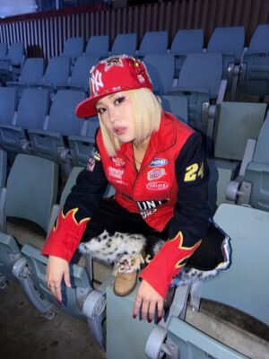 ReiNa Instagram - 【MMA2025】
@xxxibgdrgn ✖︎ @rhtokyo_official 😭🇰🇷✨

THANK YOU SO MUCH🙏❤️

@melon_music 

Cap & shoes by @hitomi_1054 
hair&make up by @jennyhousepr @moah_hair 

#RHTokyo
#MMA2025