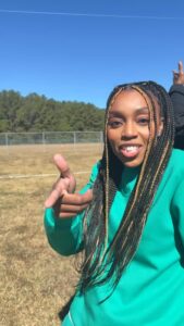Actress Renee Montgomery HD Photos and Wallpapers November 2025