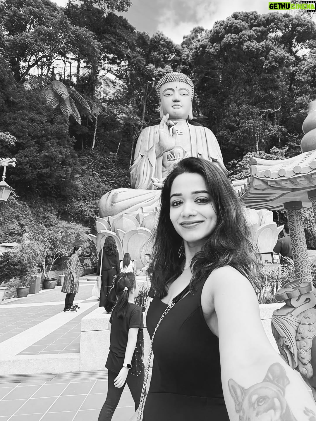 Renjini Kunju - 4K Likes - Solo trips & selfies 🤍
Not easy, but beautiful.
No regrets