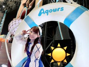 Rikako Aida Instagram - 🗓️2025.06.21.22 Aqours Finale LoveLive! ～永久stage～☀️

全然深い意味はないのですが、今度ゆっくり載せようと思い続けてずっとオフショットを載せられていなかったので📷
今更かなと迷ったのですが、振り返った時にお写真が無いのは寂しいのでやっぱり載せることにしました🌸

とにかく暑かったね、、☀️
また夏が来たら、去年の夏暑かったなーってフィナーレのこと思い出すんだろうなー。