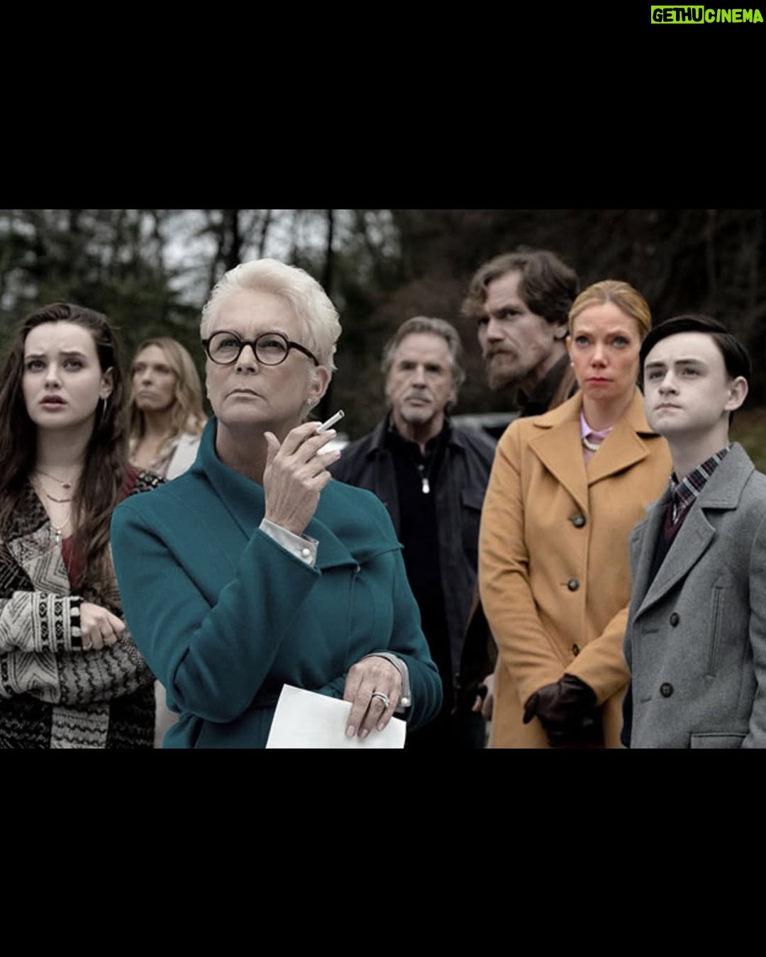Riki Lindhome - 4.8K Likes - Knives Out “Wake Up Dead Man” premiere. It was such an honor to be a part of the first one and this one is just as great 🔪 Bravo @riancjohnson @knivesout