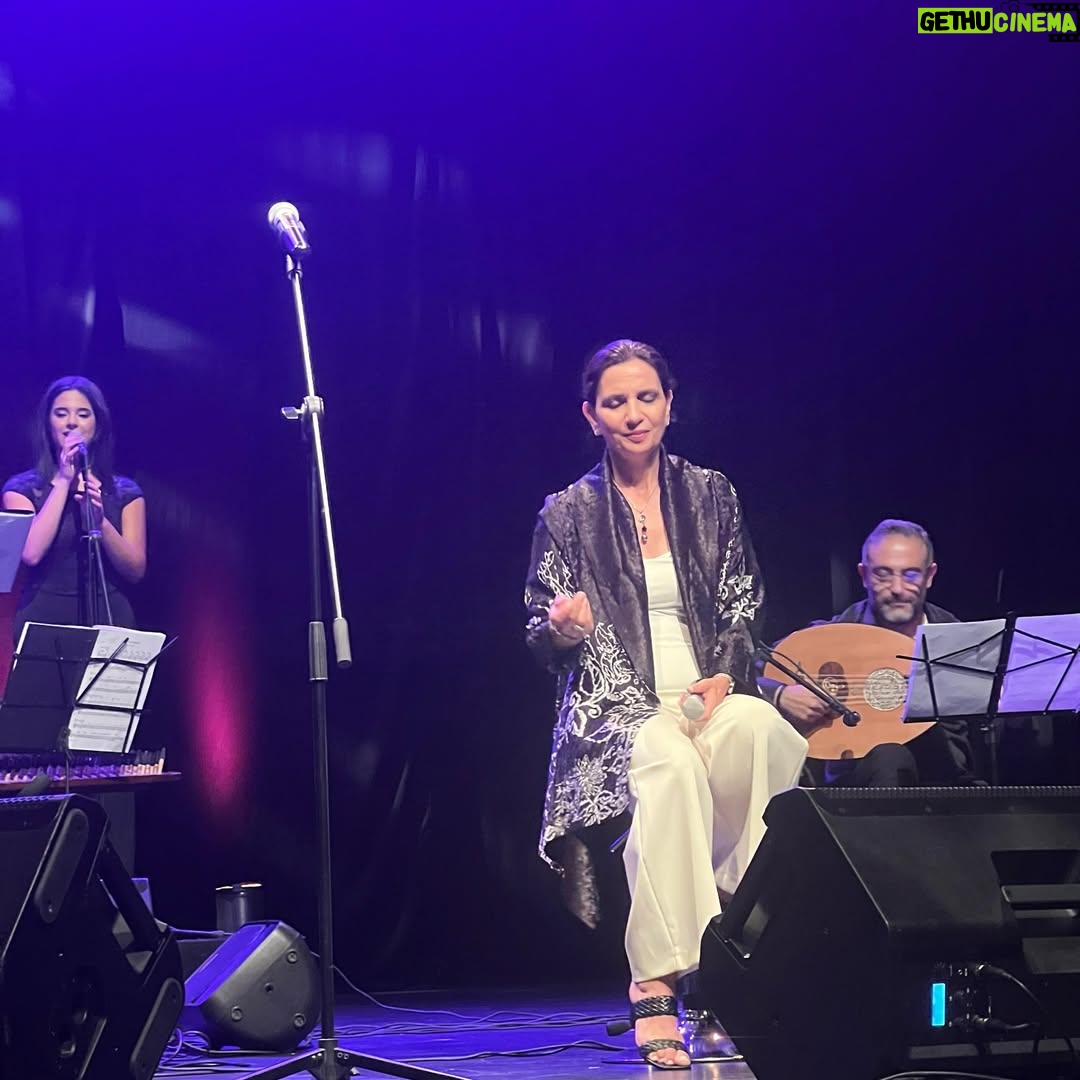 Rita Hayek - 8.3K Likes - فخورة بإمّي اللي على عمر ال٦٠ حقّقت حِلم من أحلامها بأمسية غنائية على خشبة مسرح دوّار الشّمس. 
إمّي اللي كنّا نغفى على أغانيها نحنا و صغار..نطرت لكْبِرنا و حقّقت حلمها.
Joyce Peter and I are proud of you Dolly 🥹 Dreams do not have an expiration date. You inspire me mami🤍