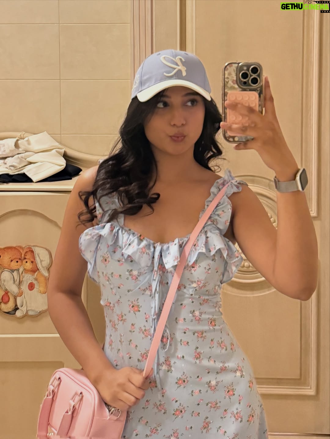 Ritika Nayak - 194K Likes - Random Ri selfie life updates… ✨❤️
.
.
.
.
.

.

.
.:
#ritikanayak #randomclick