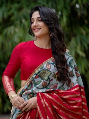 Ritika Nayak Instagram - Happy Diwali To All My Phuljhadi’s and Patakha’s✨🪔💫
.

Outfit:- @aamrabylavanya
Acessories:- @jewelrybykiara
Stylist:- @shefalideora 
style team @harshini_naidu_m
Pictures:- @pramodcaptures
Hair by @siddhumakeovers
Makeup @praveenmakeupartist1683