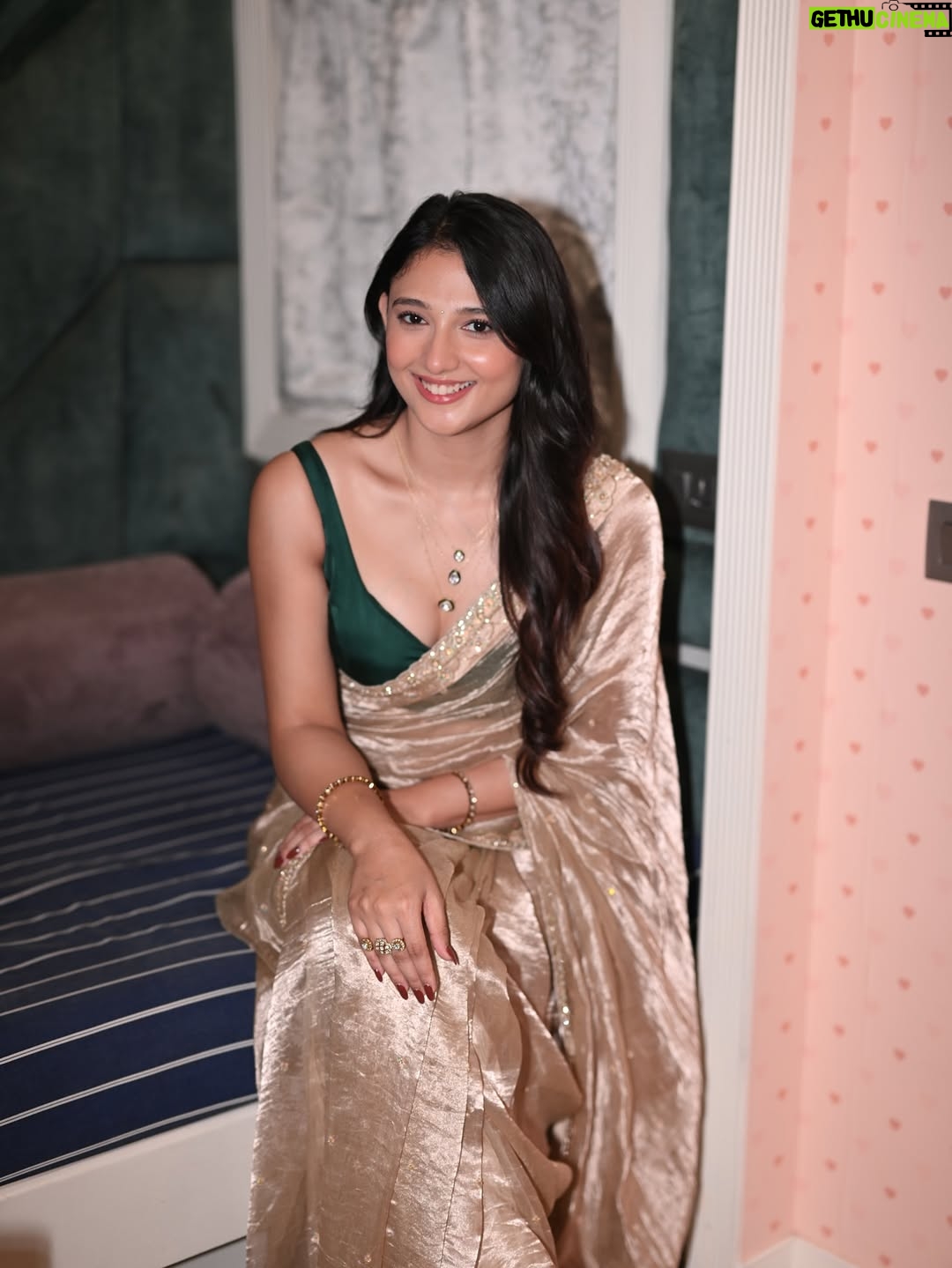 Ritika Nayak - 503.4K Likes - Glowing and growing ✨🌼
.

Photography @captured_fate 
Makeup @creatvidhii
Hair @blenditlikenavya
Outfit @mintblushdesigns
Jewellery @suhana_art_and_jewels
Styled by @towindia india @dishhhaaa._ @purplethoughtsind
@hetvii_shahhh