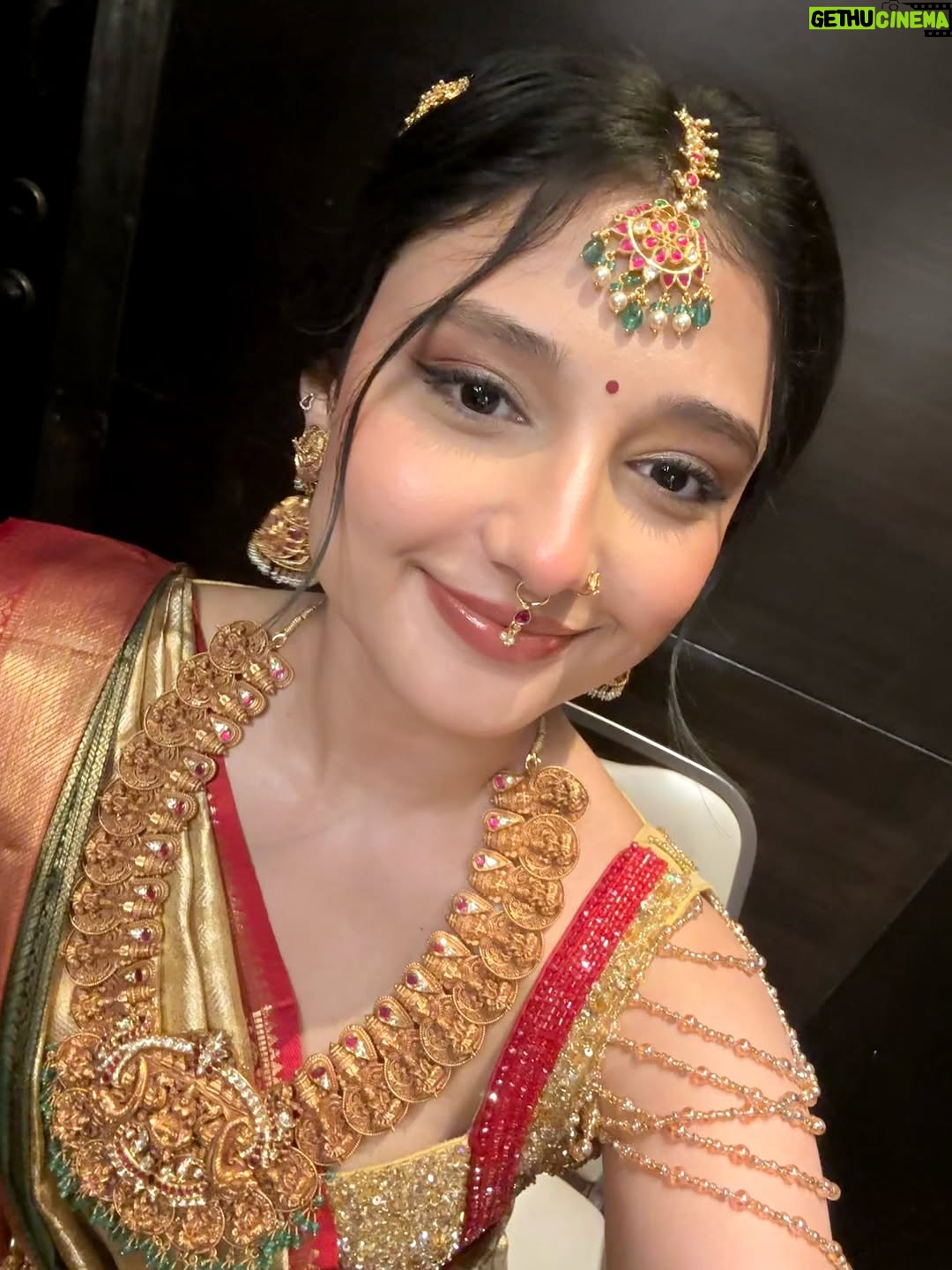 Ritika Nayak - 194K Likes - Random Ri selfie life updates… ✨❤️
.
.
.
.
.

.

.
.:
#ritikanayak #randomclick