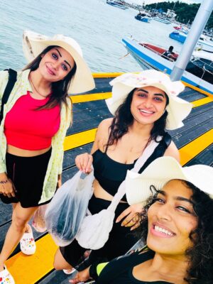 Riya Vishwanathan Instagram - PATTAYA 🏖️
(My first international trip) ❤️
.
.
.
#post #pic #pictureoftheday 
#vacay #vacaymode #pattaya 
#girlstrip #adventure 
#riyavishwanathan