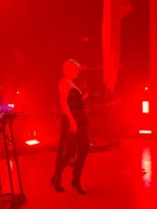 Robyn Instagram - Imma give it like a mother