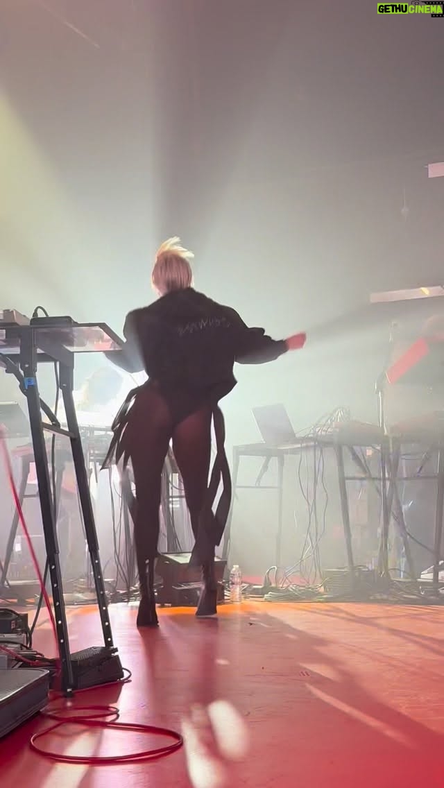 Robyn - 36.2K Likes - My style is the bomb didi bom di deng gi deng digi digi
