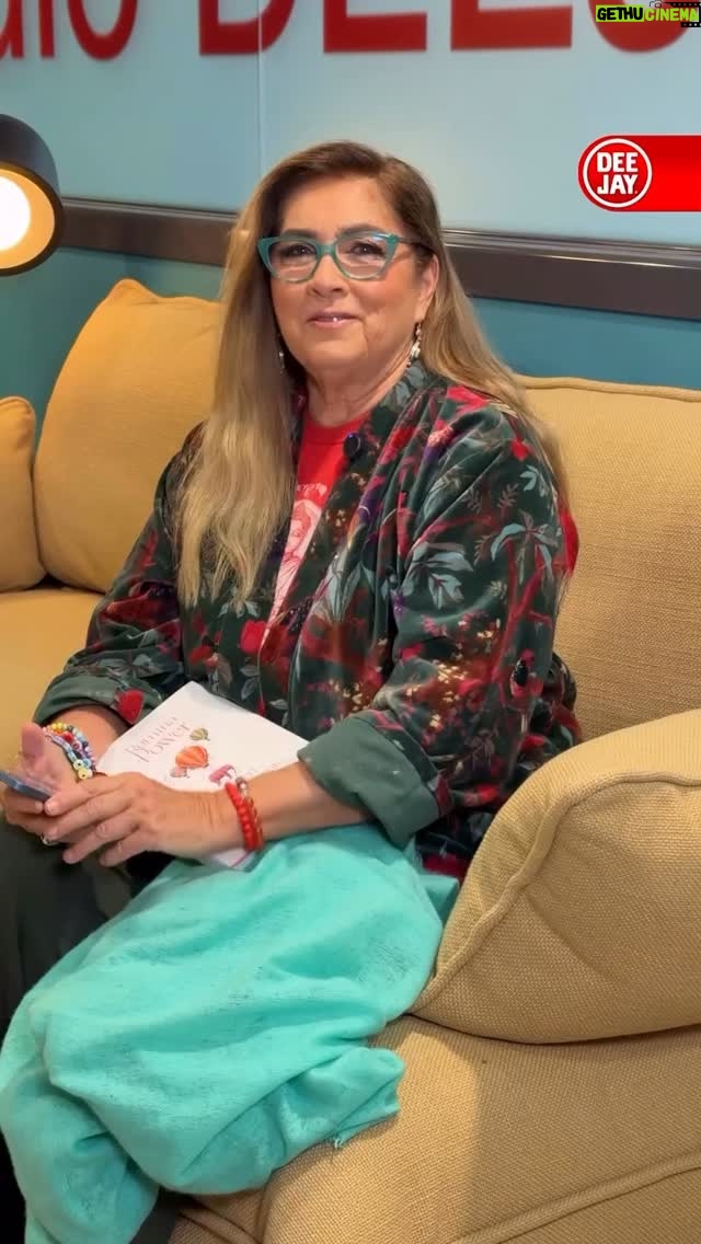 Romina Power - 17.3K Likes - Sfogliando l’album dei ricordi attraverso alcuni scatti contenuti nel nuovo libro “Pensieri profondamente semplici - L’abbecedario della mia vita” edito da Rizzoli.

@radiodeejay @linus_dj @nicosavi