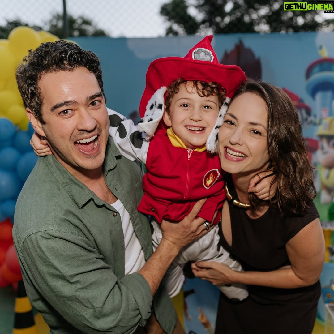 Rosanne Mulholland - 20.1K Likes - Ontem foi dia de festejar Davi. Esse moleque que ilumina nossas vidas com amor, humor e doçura. E nossos parceiros desde a barriga estavam lá mais uma vez pra registrar esse momento. E já nos mandaram numa agilidade e gentileza ímpar algumas imagens. Obrigado  @babuskafotografia vocês são demais. ❤️

Já já a gente mostra mais desse momento mágico